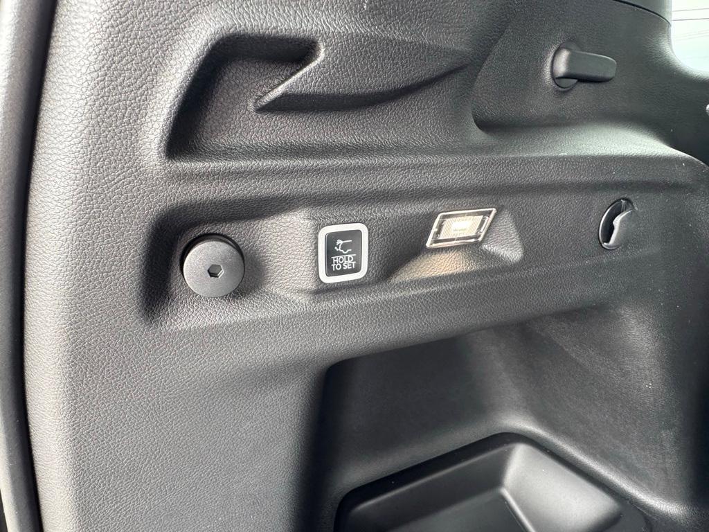 new 2025 Jeep Grand Cherokee L car, priced at $48,899