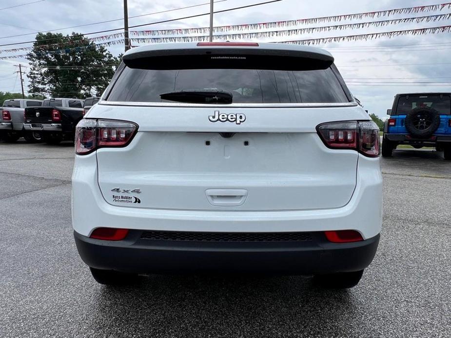 new 2024 Jeep Compass car, priced at $27,495