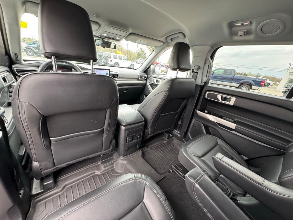used 2022 Ford Explorer car, priced at $32,014