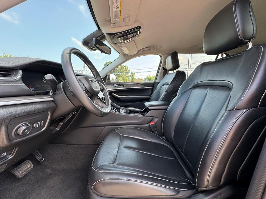 used 2021 Jeep Grand Cherokee L car, priced at $28,999