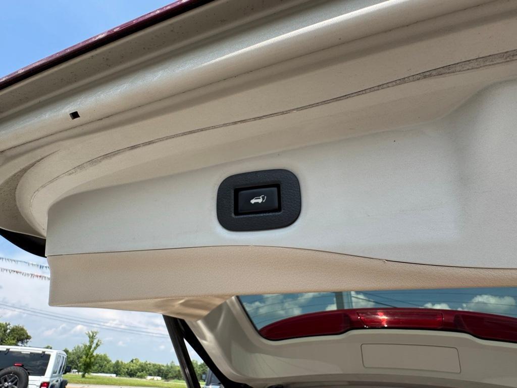 used 2020 Nissan Rogue car, priced at $19,789