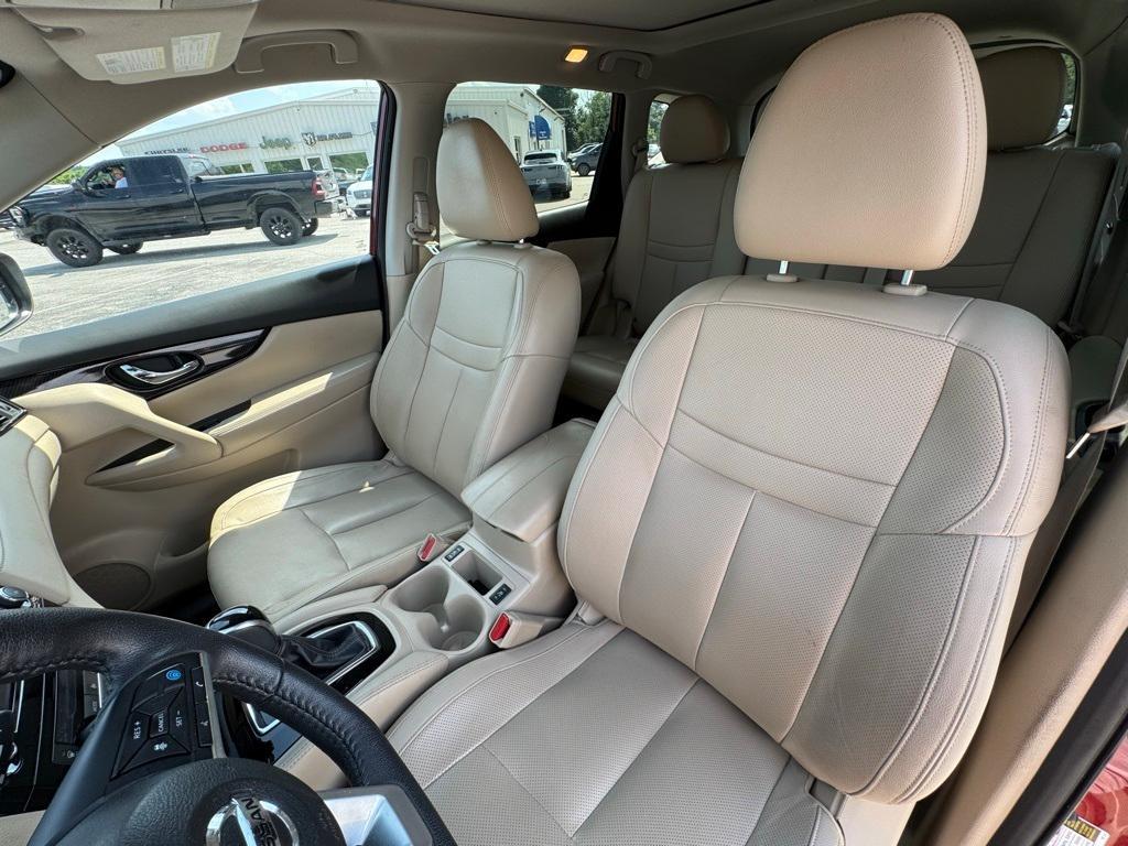 used 2020 Nissan Rogue car, priced at $19,789