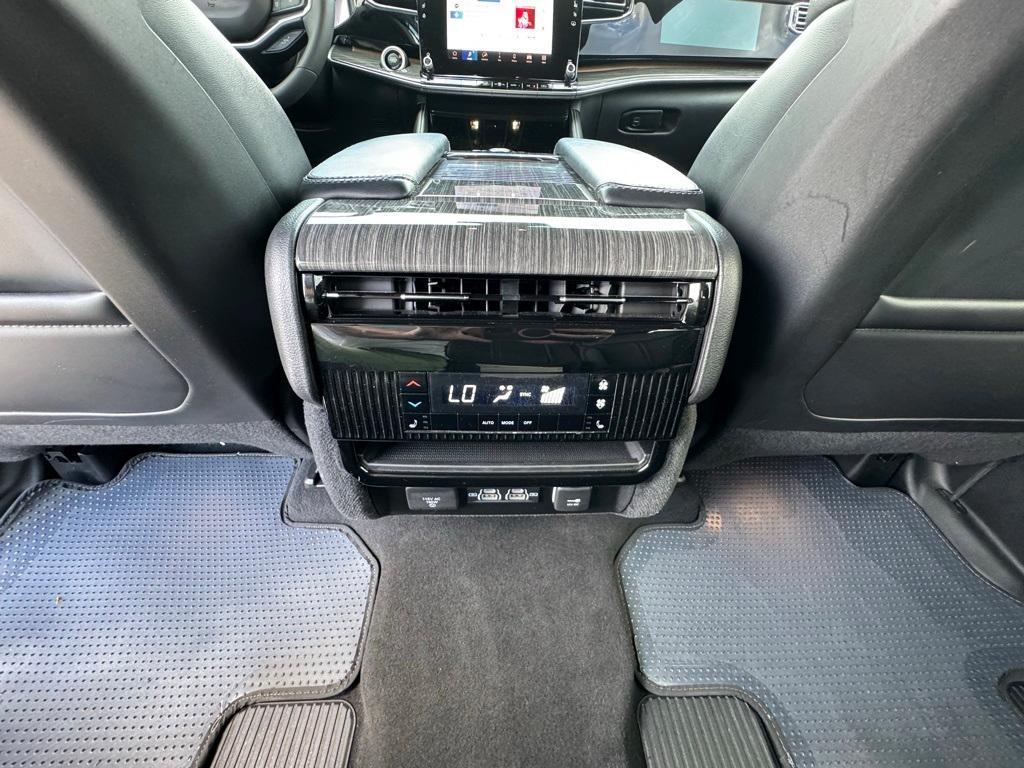 used 2022 Jeep Wagoneer car, priced at $47,690