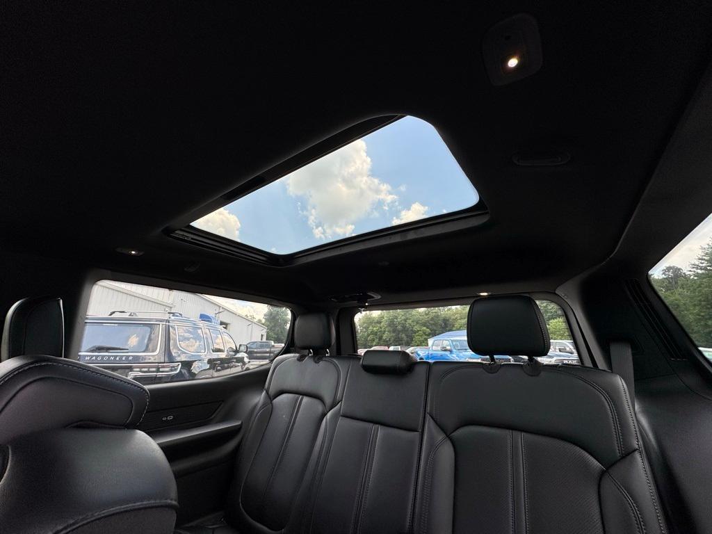 used 2022 Jeep Wagoneer car, priced at $47,690