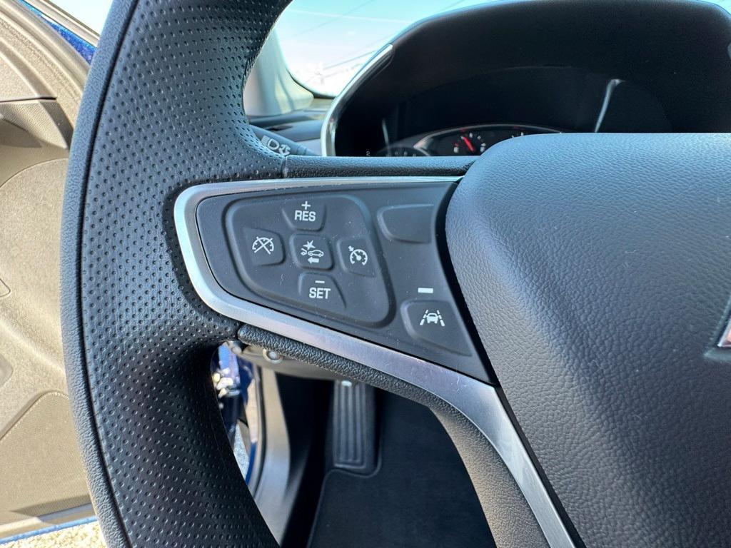 used 2023 Chevrolet Equinox car, priced at $19,999