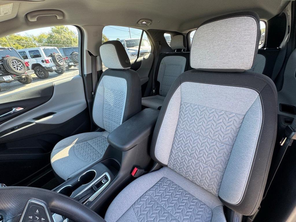 used 2023 Chevrolet Equinox car, priced at $19,999