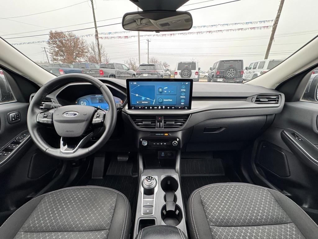 used 2023 Ford Escape car, priced at $22,000