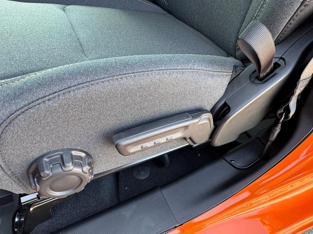 new 2025 Jeep Gladiator car, priced at $47,194