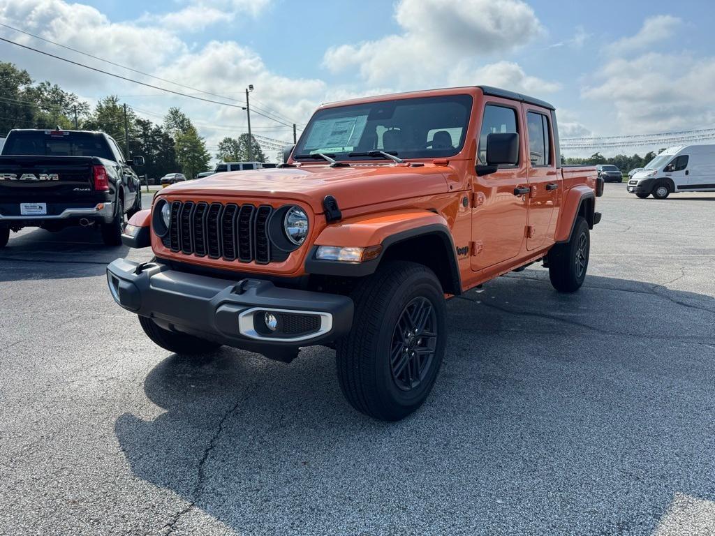new 2025 Jeep Gladiator car, priced at $47,194
