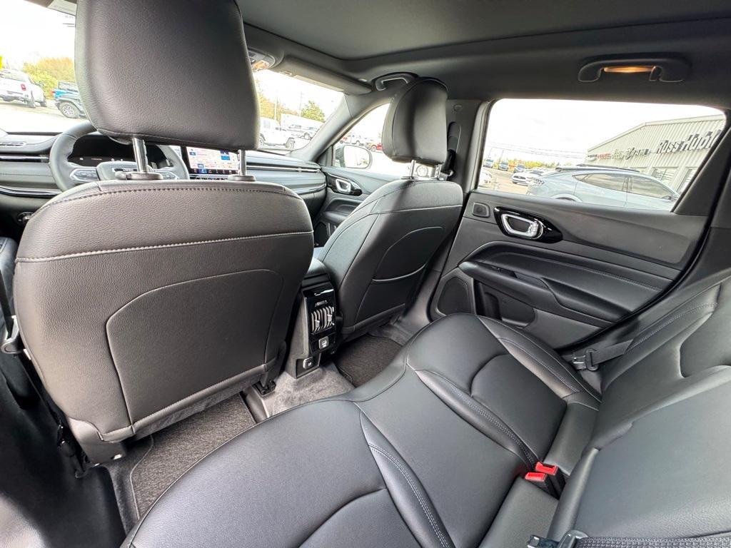 new 2025 Jeep Compass car, priced at $36,742