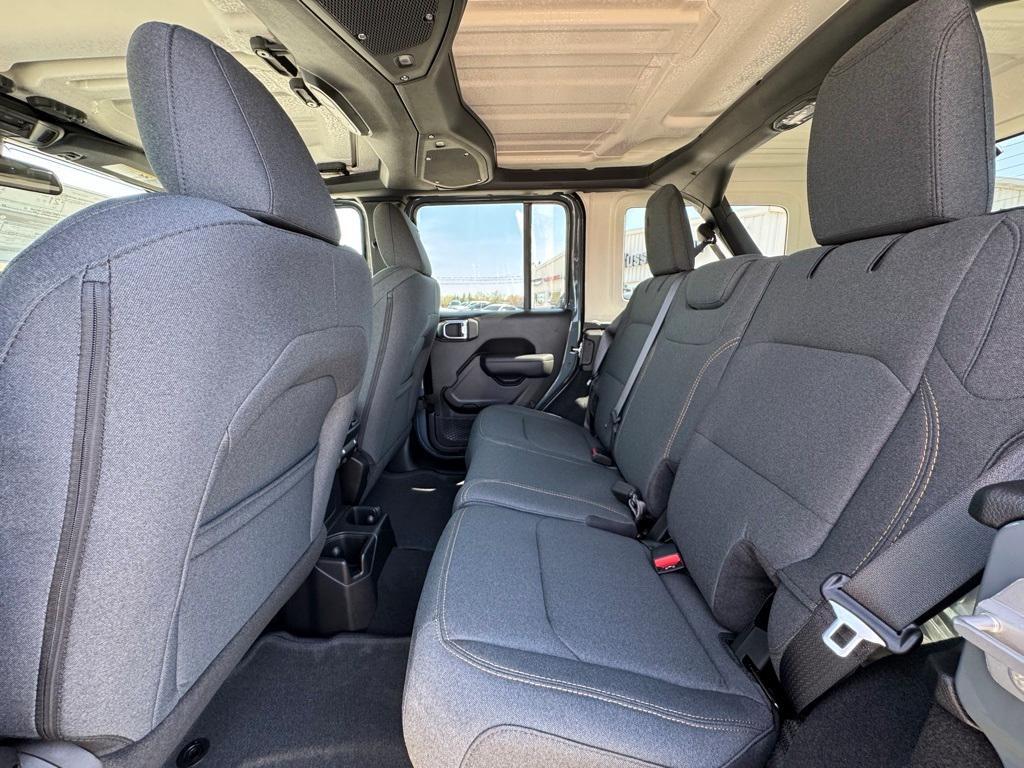 new 2025 Jeep Wrangler car, priced at $47,449