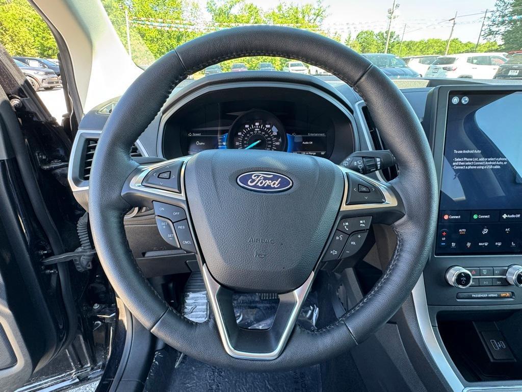 used 2022 Ford Edge car, priced at $25,233