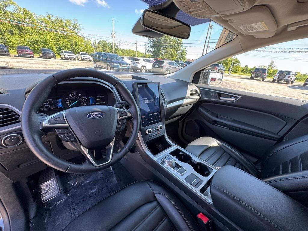 used 2022 Ford Edge car, priced at $25,233