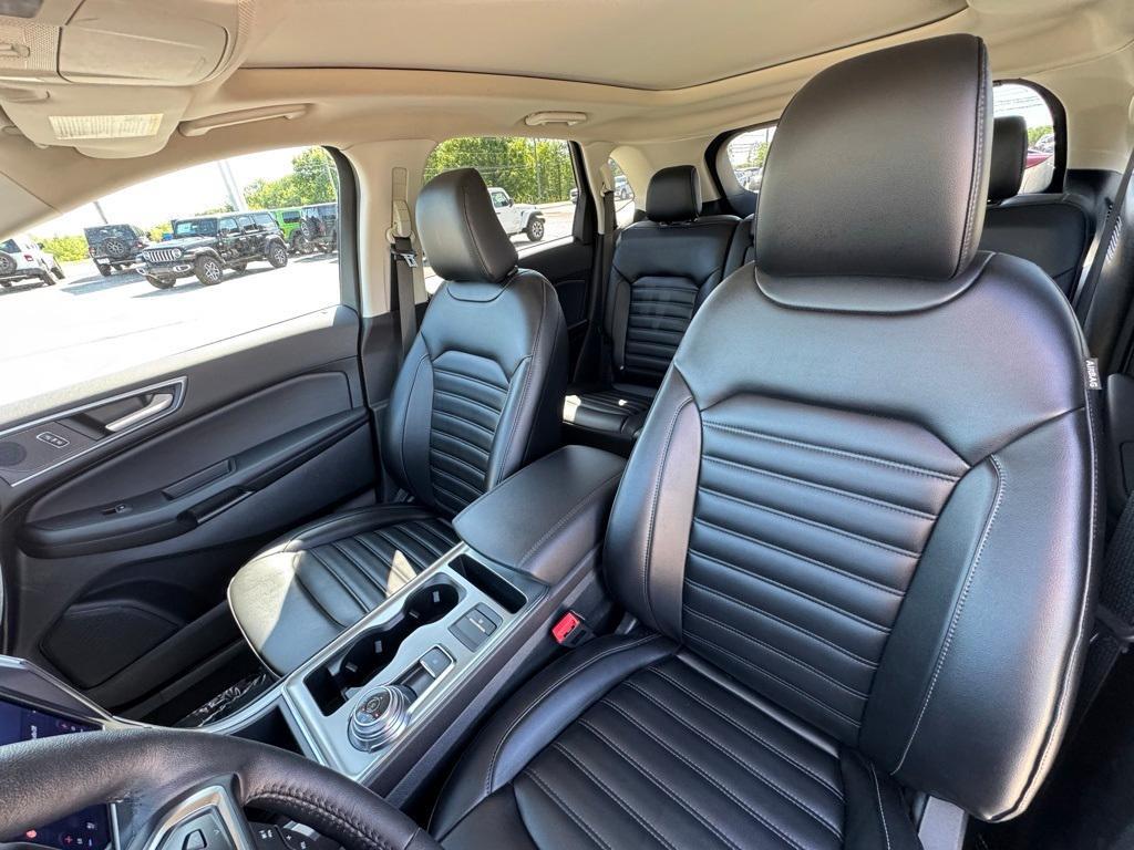used 2022 Ford Edge car, priced at $25,233