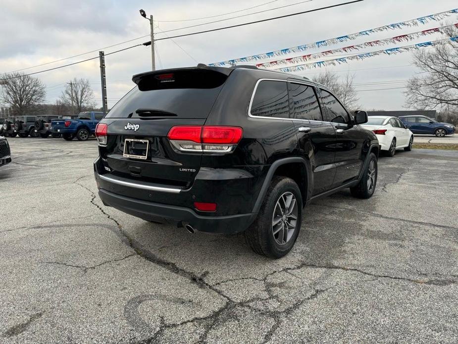 used 2017 Jeep Grand Cherokee car, priced at $16,144