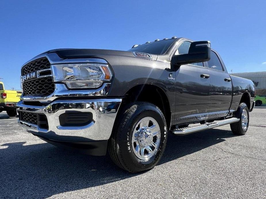 new 2024 Ram 2500 car, priced at $62,206