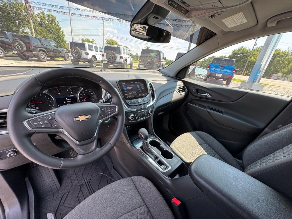 used 2024 Chevrolet Equinox car, priced at $25,039