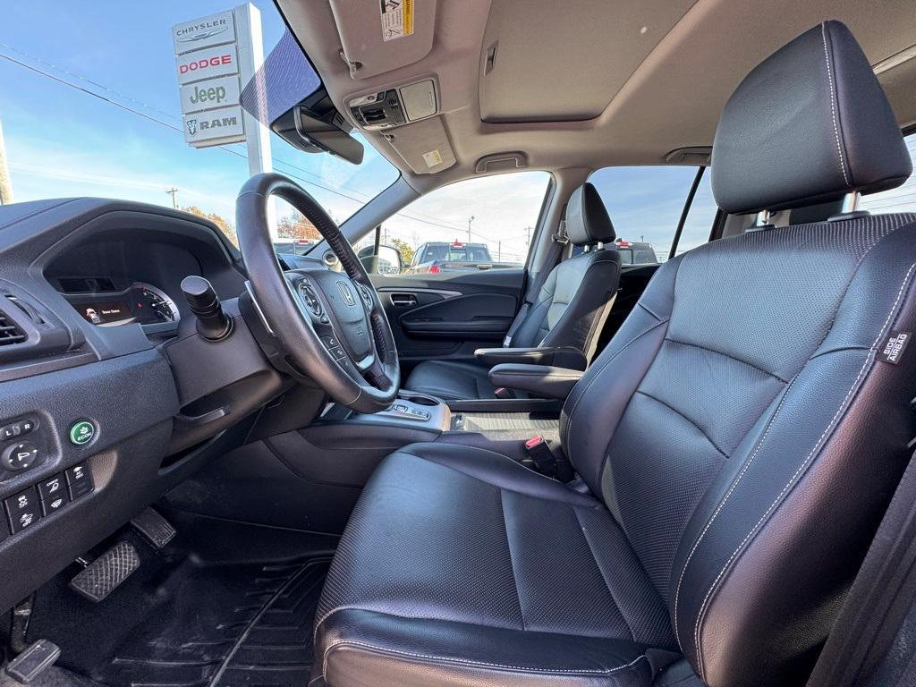 used 2023 Honda Ridgeline car, priced at $32,489