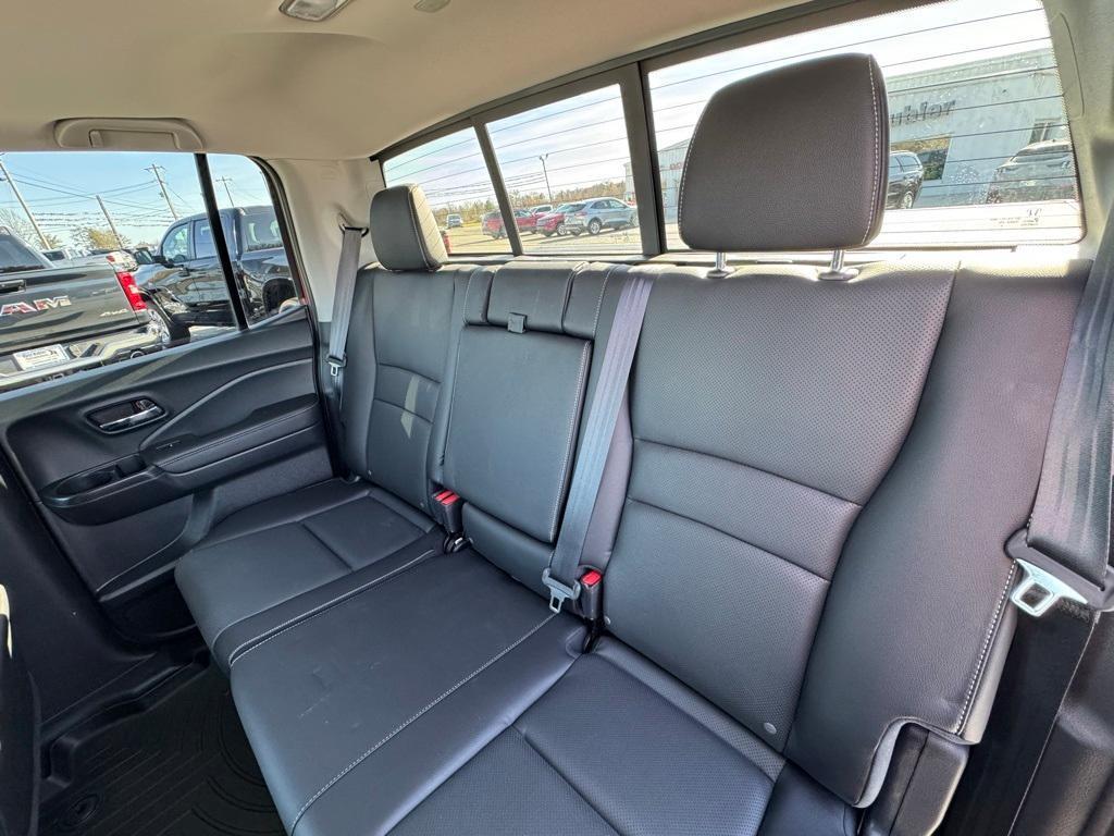 used 2023 Honda Ridgeline car, priced at $32,489