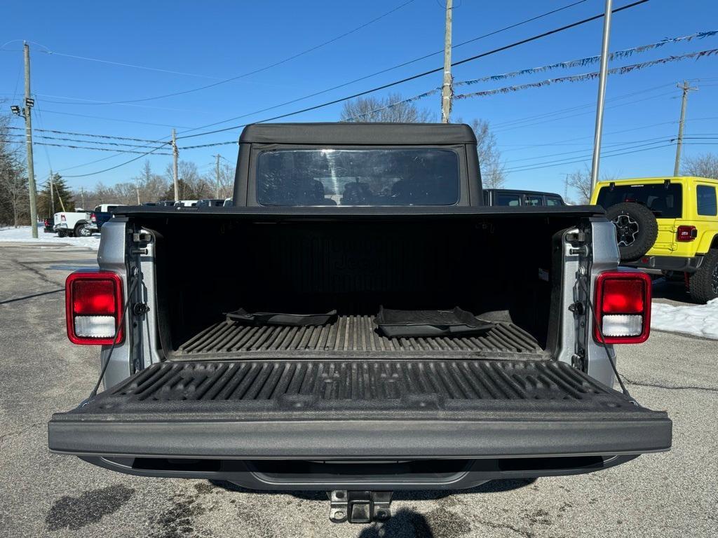 used 2021 Jeep Gladiator car, priced at $29,880