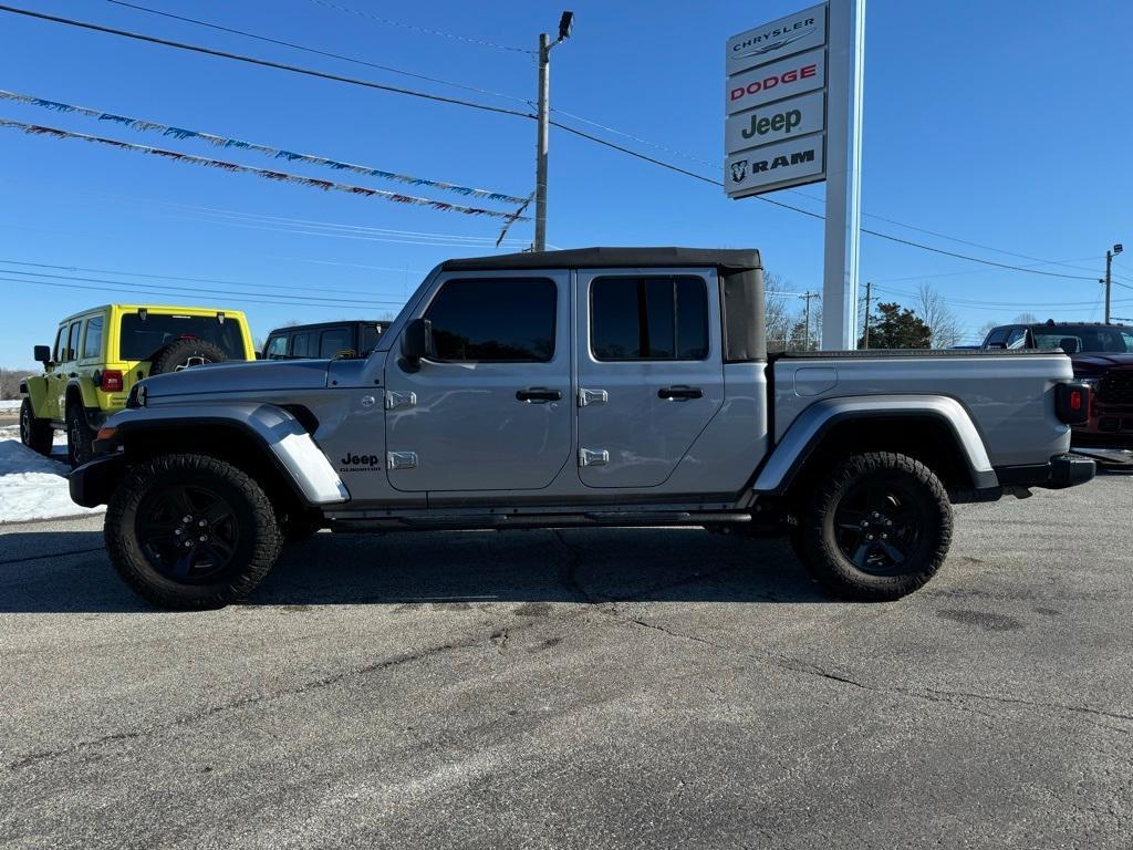 used 2021 Jeep Gladiator car, priced at $29,880