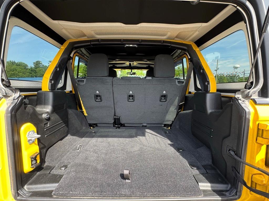 used 2021 Jeep Wrangler Unlimited car, priced at $28,384