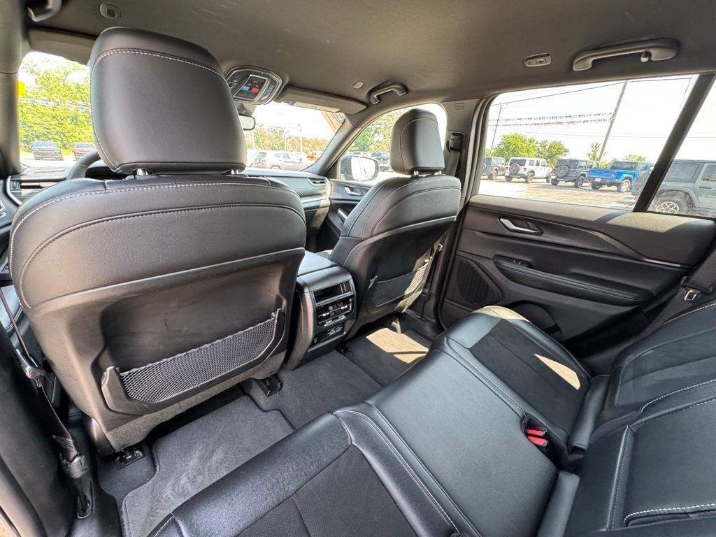 used 2024 Jeep Grand Cherokee car, priced at $37,055