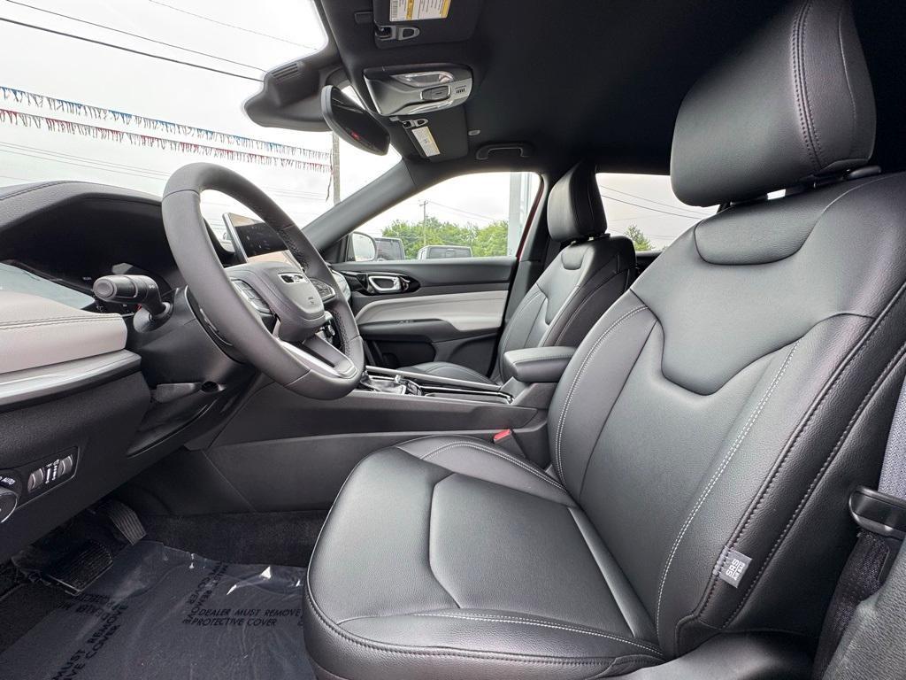 new 2025 Jeep Compass car, priced at $34,835