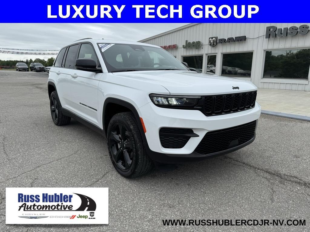used 2022 Jeep Grand Cherokee car, priced at $34,237