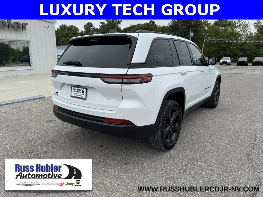 used 2022 Jeep Grand Cherokee car, priced at $34,237