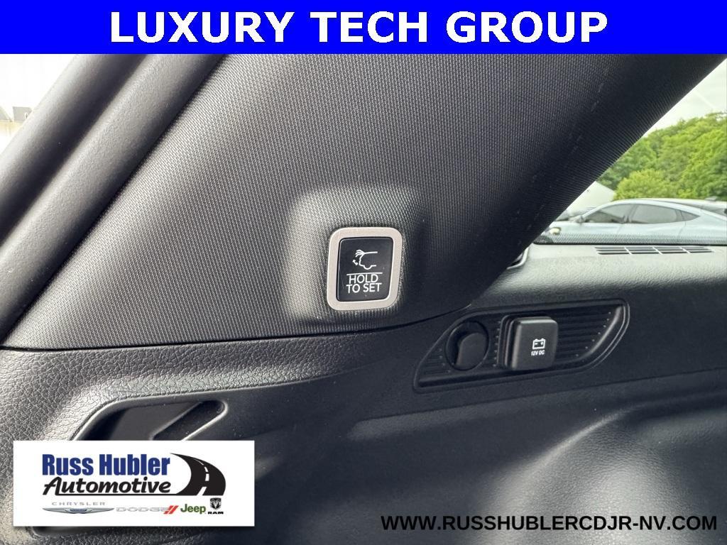 used 2022 Jeep Grand Cherokee car, priced at $34,237