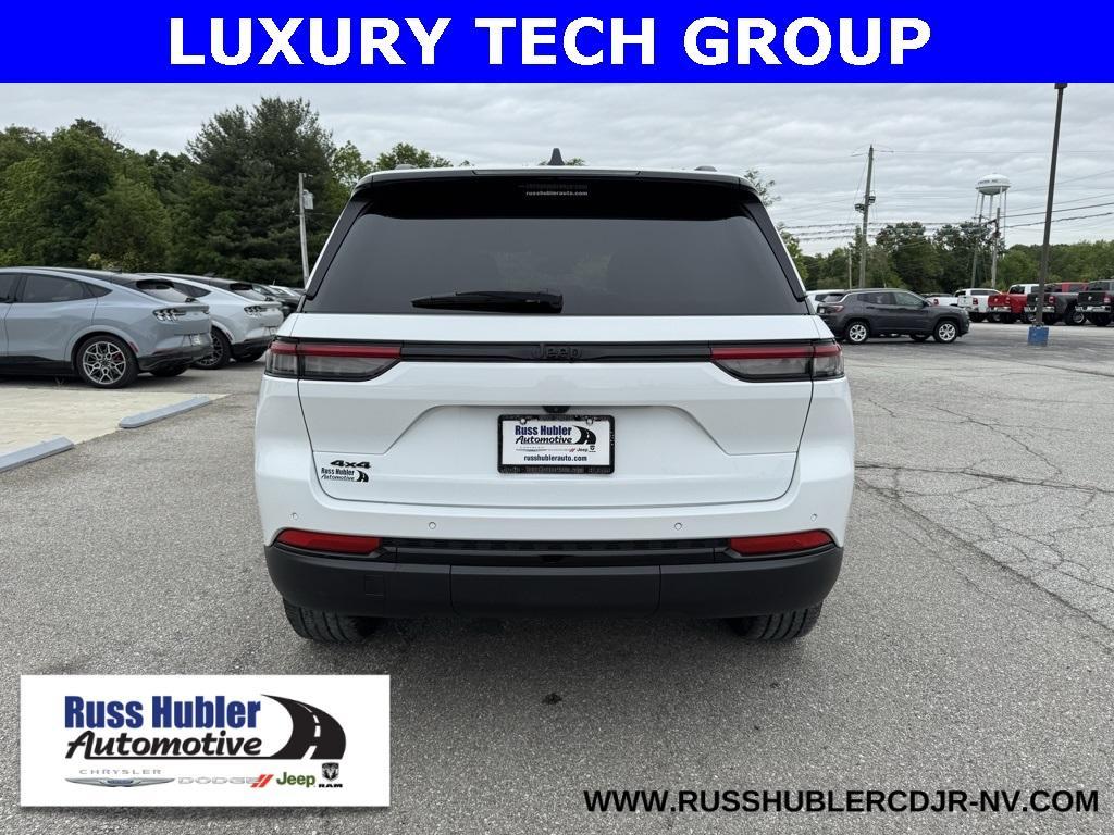 used 2022 Jeep Grand Cherokee car, priced at $34,237