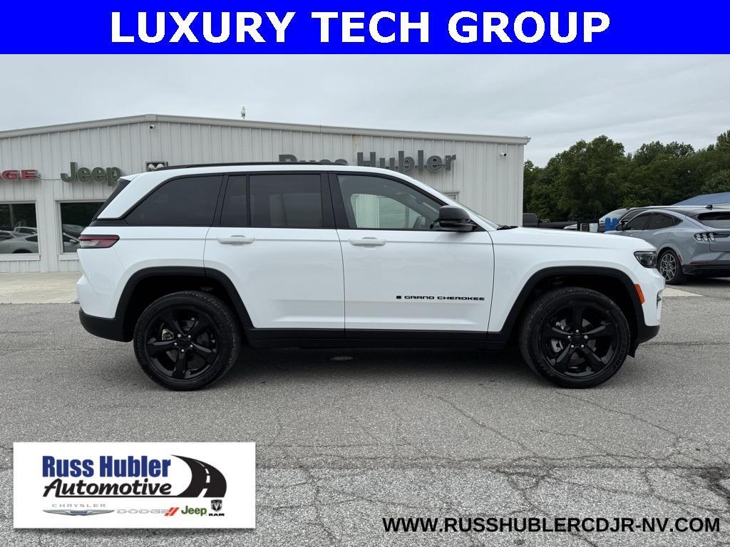 used 2022 Jeep Grand Cherokee car, priced at $34,237