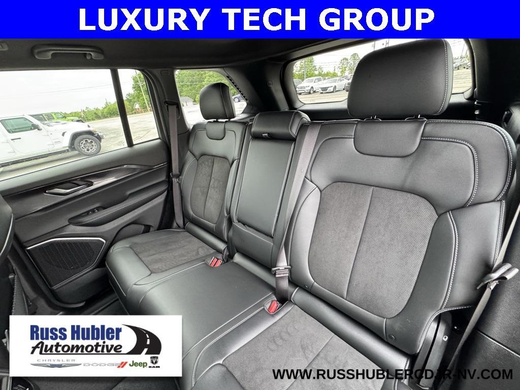 used 2022 Jeep Grand Cherokee car, priced at $34,237