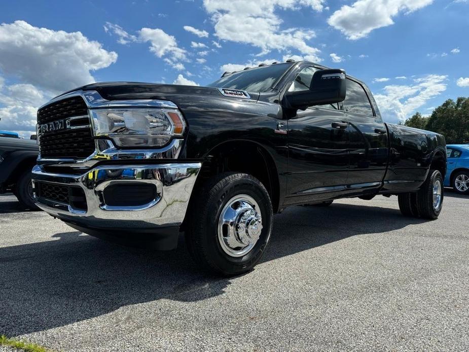 new 2024 Ram 3500 car, priced at $75,515