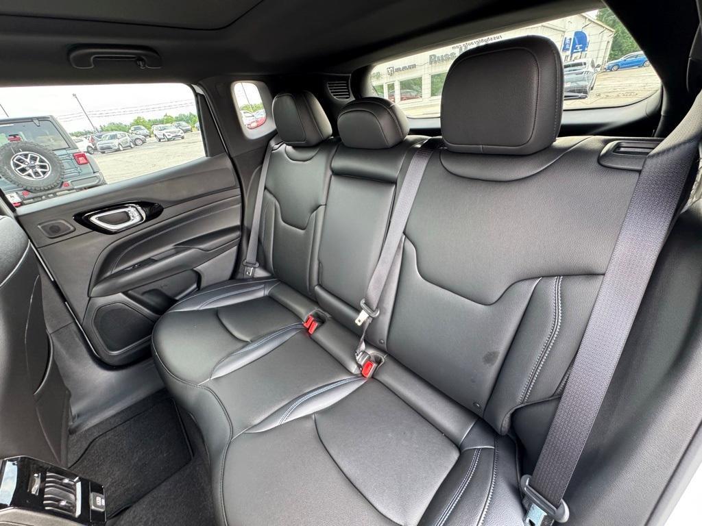 new 2025 Jeep Compass car, priced at $36,594