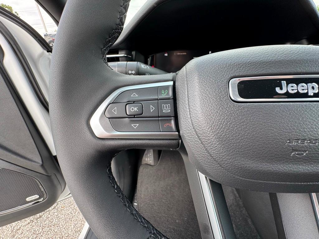 new 2025 Jeep Compass car, priced at $36,594