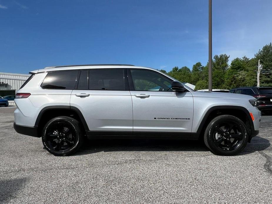 new 2024 Jeep Grand Cherokee L car, priced at $52,170