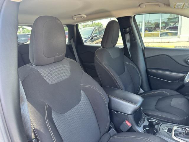 used 2017 Jeep Cherokee car, priced at $12,995