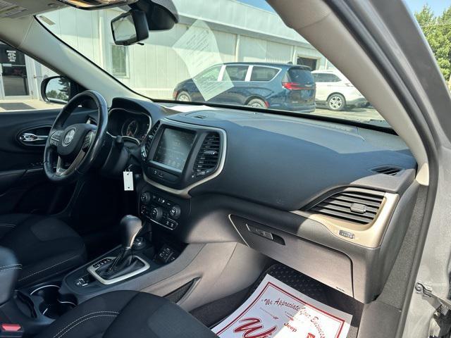 used 2017 Jeep Cherokee car, priced at $12,995