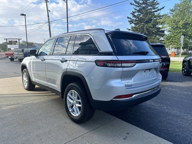 new 2024 Jeep Grand Cherokee car, priced at $44,970