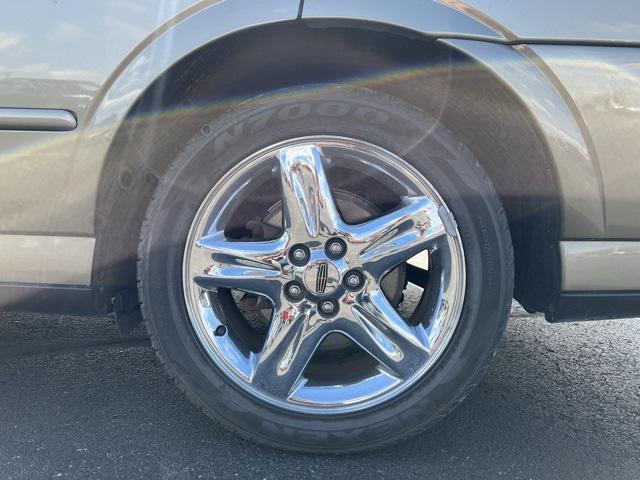used 2002 Lincoln LS car, priced at $7,500