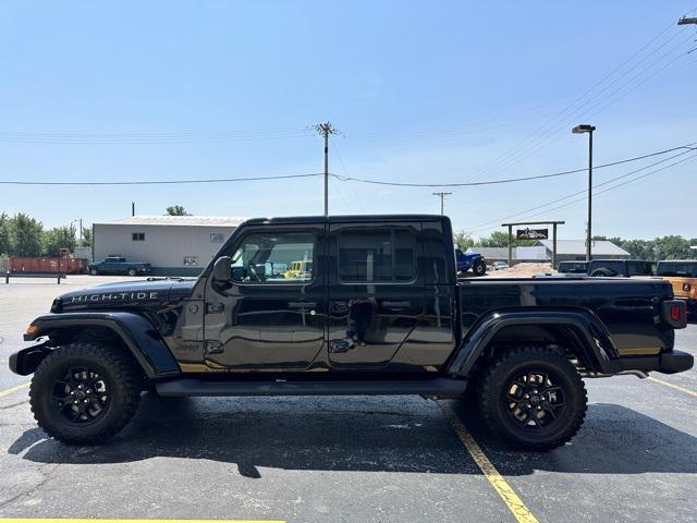new 2025 Jeep Gladiator car