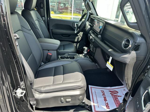 new 2025 Jeep Gladiator car