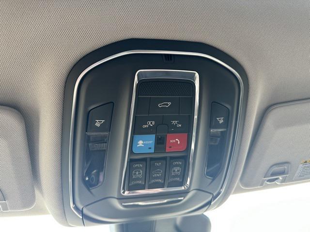 new 2024 Jeep Grand Cherokee car
