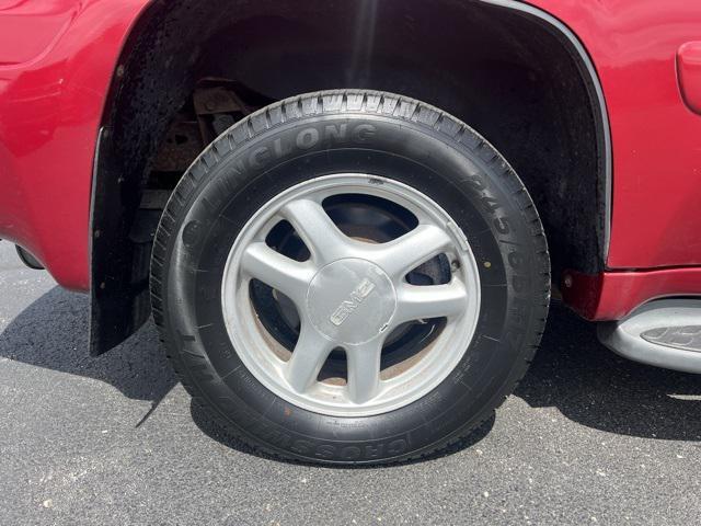 used 2003 GMC Envoy car, priced at $3,950