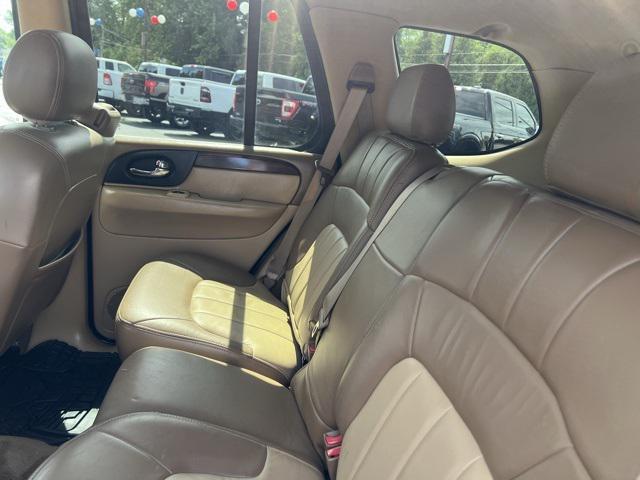 used 2003 GMC Envoy car, priced at $3,950
