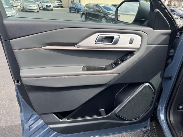 new 2025 Ford Explorer car, priced at $46,847