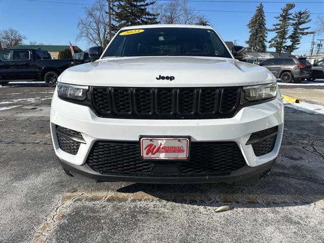 used 2023 Jeep Grand Cherokee car, priced at $32,500