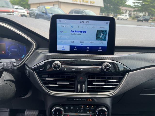 used 2022 Ford Escape car, priced at $26,500